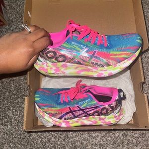 Asics noosa tri 13 worn once